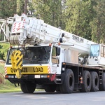 Equipment - 175 ton crane